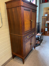 Legacy Cabinet Bar