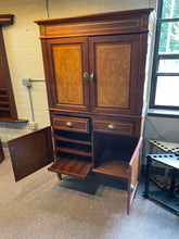 Legacy Cabinet Bar