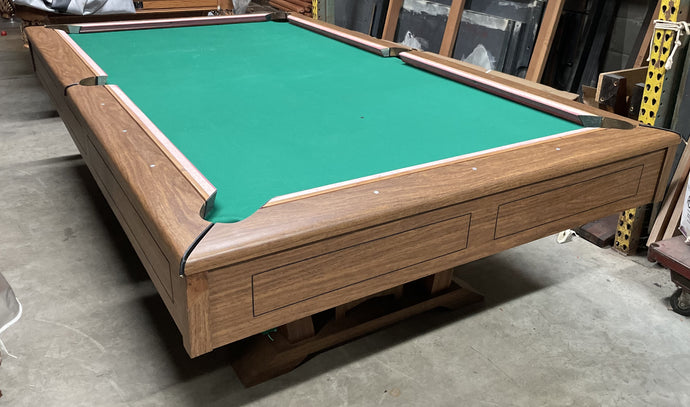 Oversized 8ft Gandy pool table