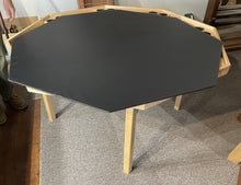 Kestell Poker Table