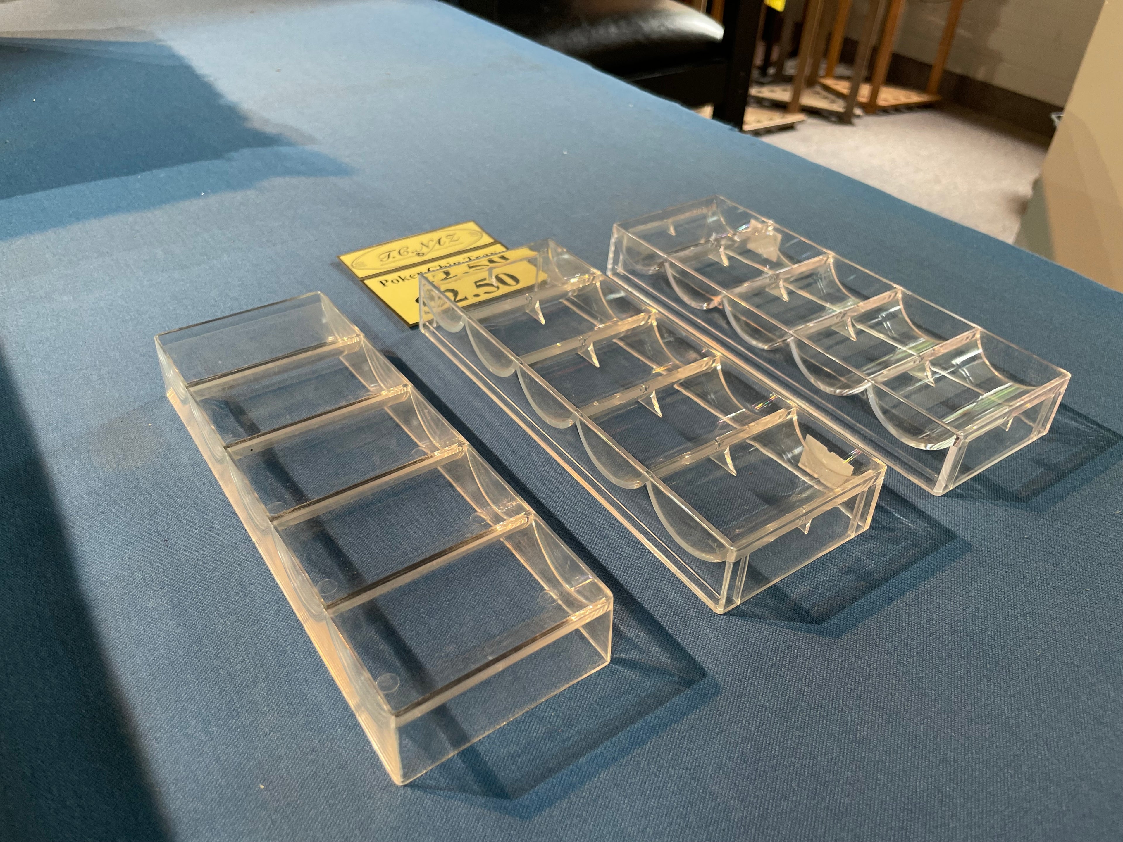 Clear poker chip trays
