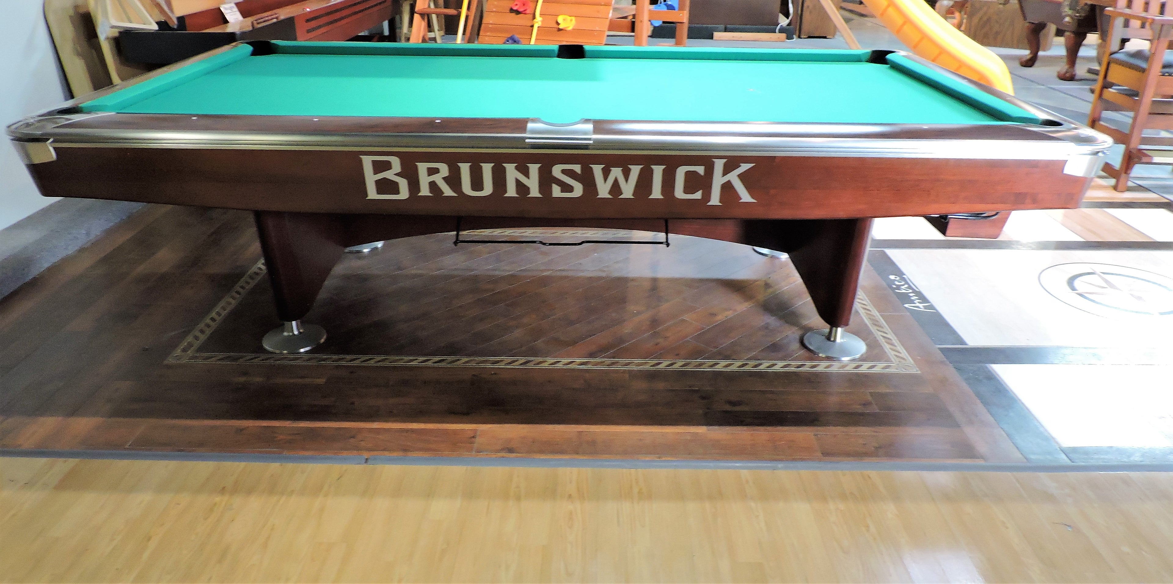 Brunswick Gold Crown V