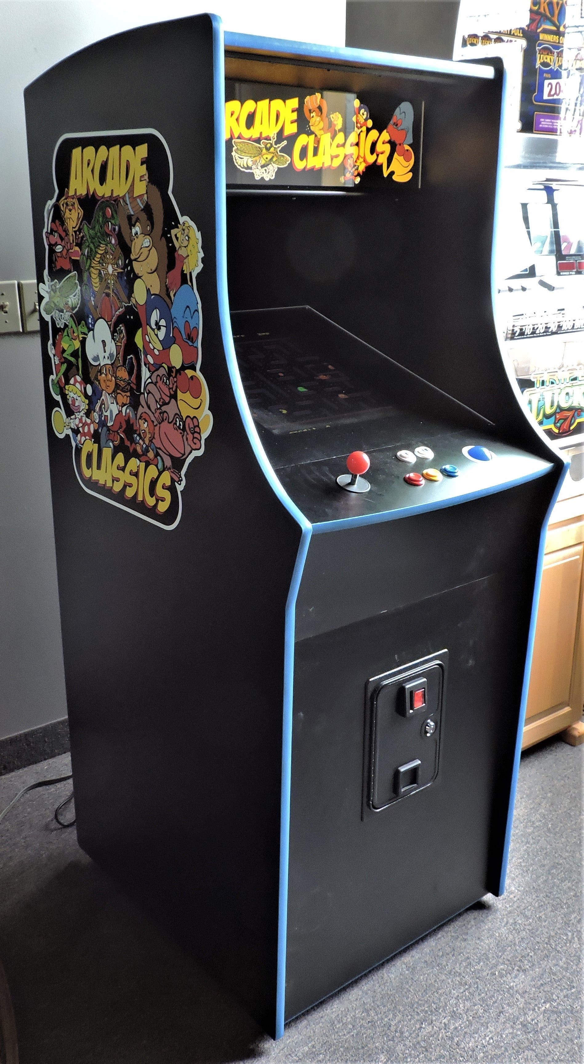 Last Remaining Arcade Classic stand alone video arcade game system Showroom model AS-IS