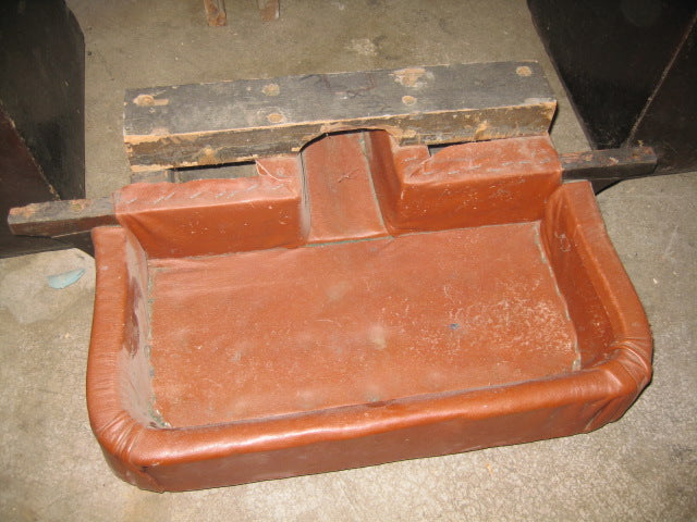6 legged arcade pool table