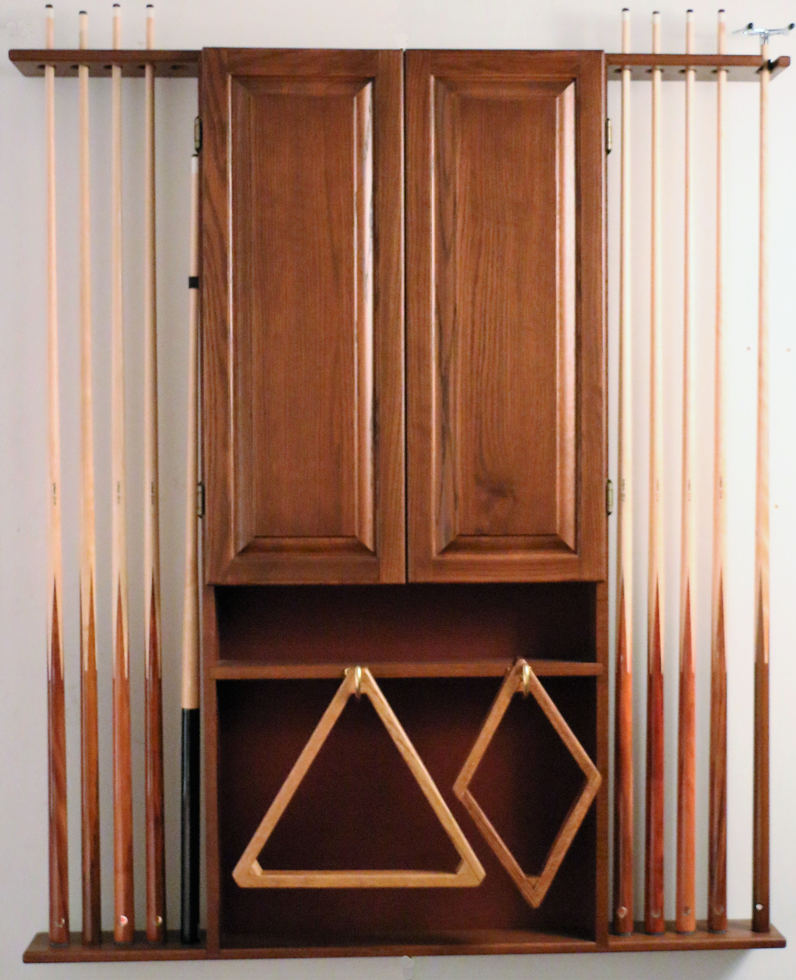 Deep combo cabinet w/ full backing