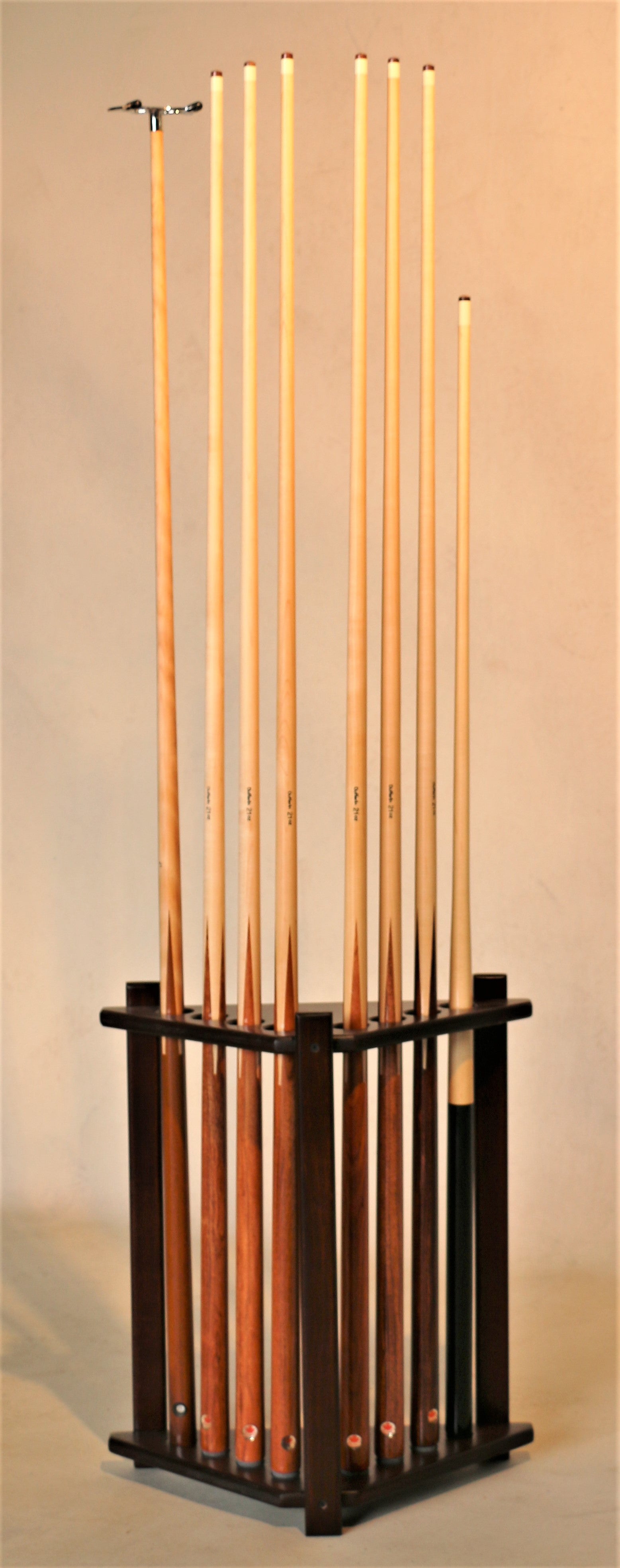 Corner Pool cue rack