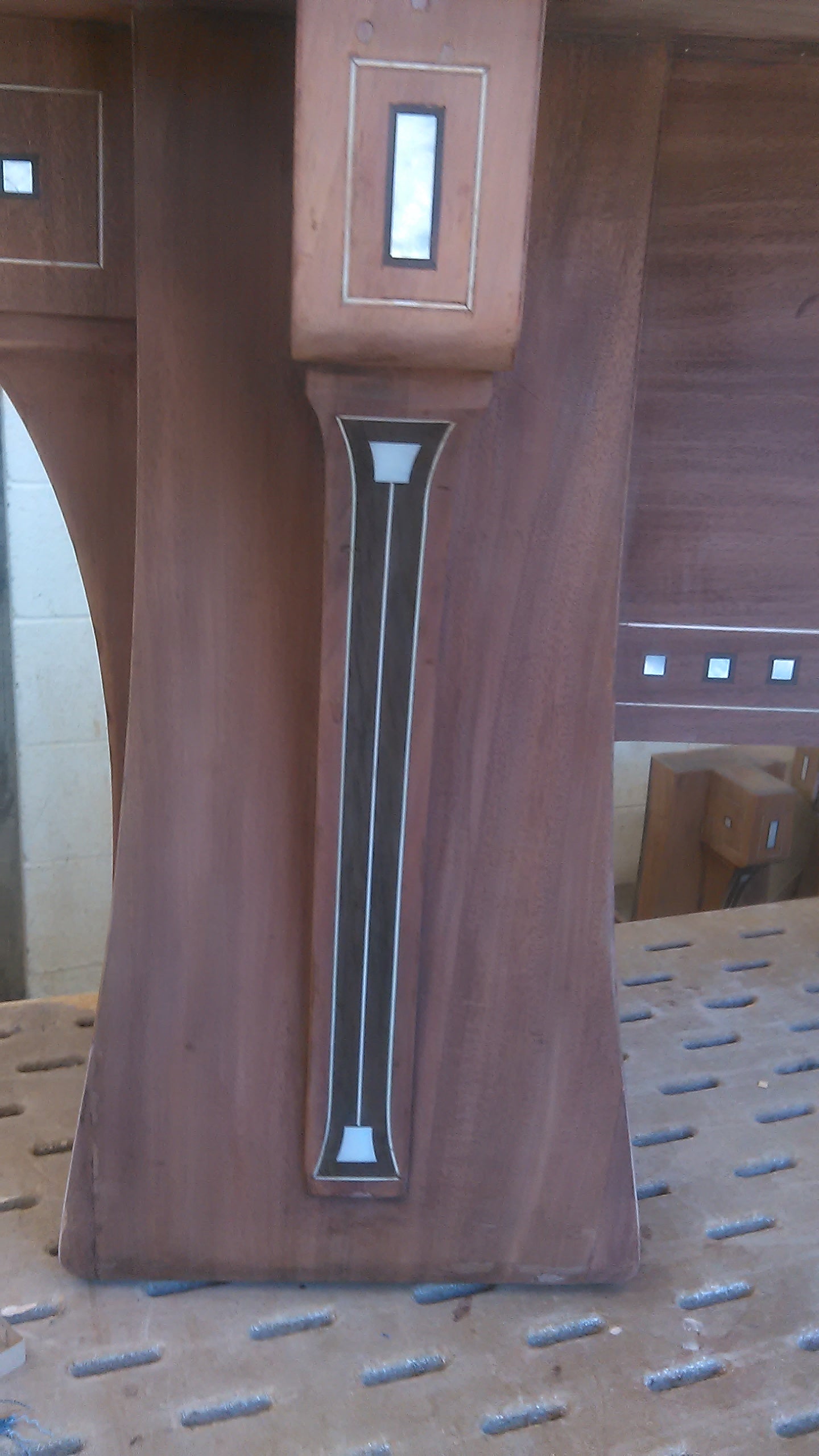 6 legged arcade pool table